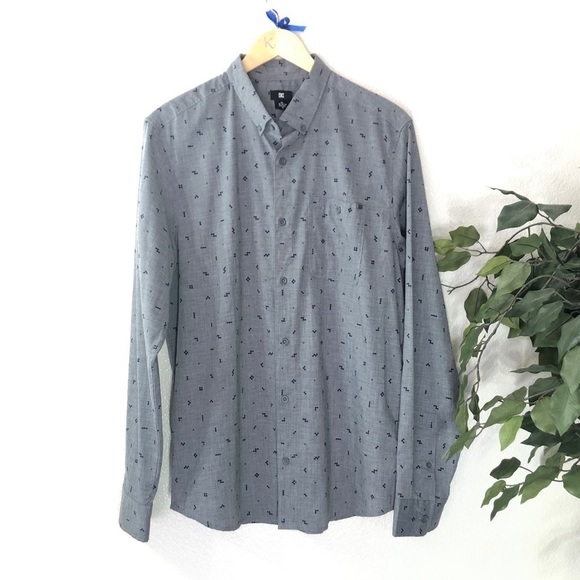 Men’s DC Grey Button Down Shirt - Picture 1 of 7